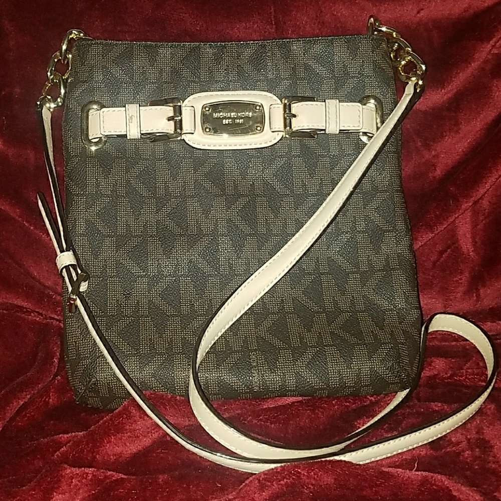 Michael Kors purse